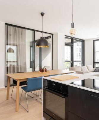 Tampere Appartement | Hotellitason kodikas 90 m2 huoneisto