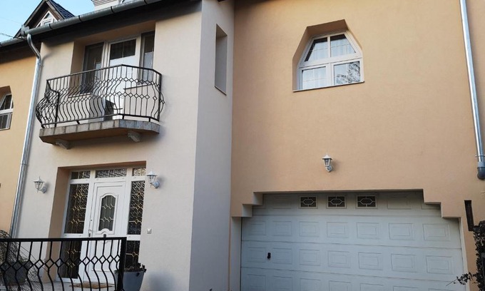 Zalaegerszeg Appartement | Hotello Apartmanház és Panzió