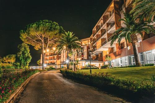 Naregno Hôtel | HOTIDAY Room Collection - Porto Azzurro
