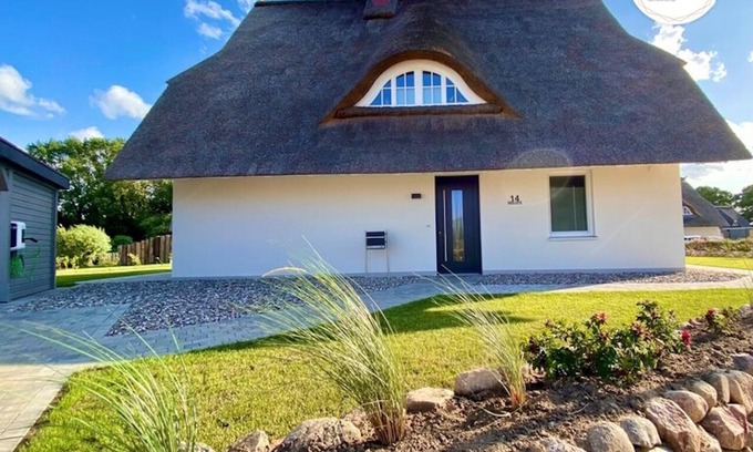 Am Salzhaff Maison | House 14 "Lotta" - Holiday home with sauna and fireplace