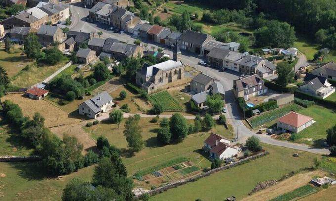 Le Chatelet-sur-Sormonne Cottage | MAISON 2 à 6 PERSONNES '