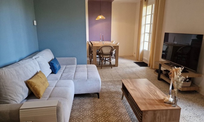 Saint-Julien-de-Lampon Maison | Maison agréable avec vue