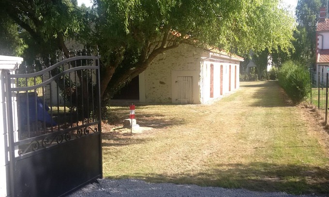 Soullans Maison | House 4/5 people - Quiet in the countryside & - 1/4 hour from the ocean -