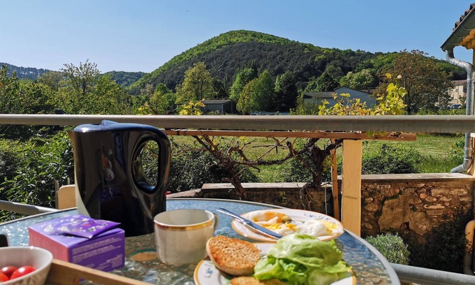Cendras Maison | MAISON 6 personnes + 2 enfants Au pieds des Cévennes Jardin de 2500 m² clôturé