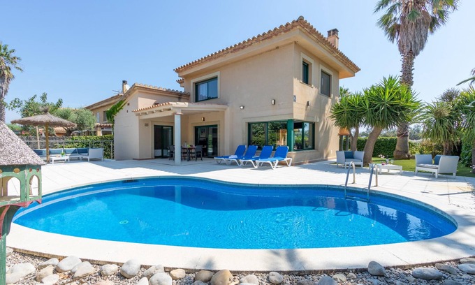 Sant Pere Pescador Chalet De Ski | Villa Amfora 70, 1ère ligne, clima, Wi-Fi, piscine privée, barbecue, jardin.