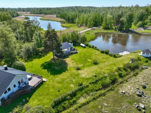 Ostrobothnia Maison | House and guest house with sauna by the sea