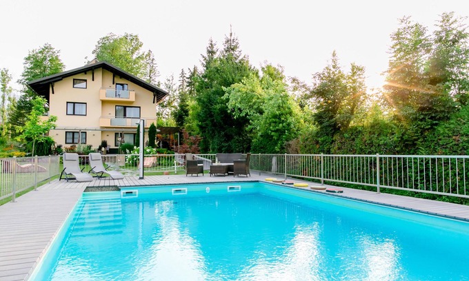Finkenstein am Faaker See Appartement | Maison sur la forêt * Appartements avec piscine * Pelouse * Enfants bienvenus * Plage *