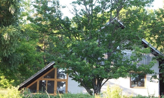 Otocac Maison | House at the edge of the forest Gacka