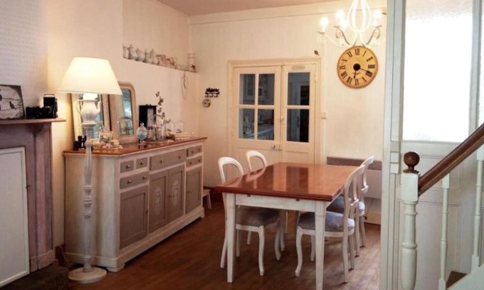 Montaubert - Rille - Saint-Sulpice Maison | House at the foot of the castle of Fougeres