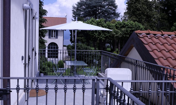 Quassa Appartement | maison au bord du lac avec piscine
