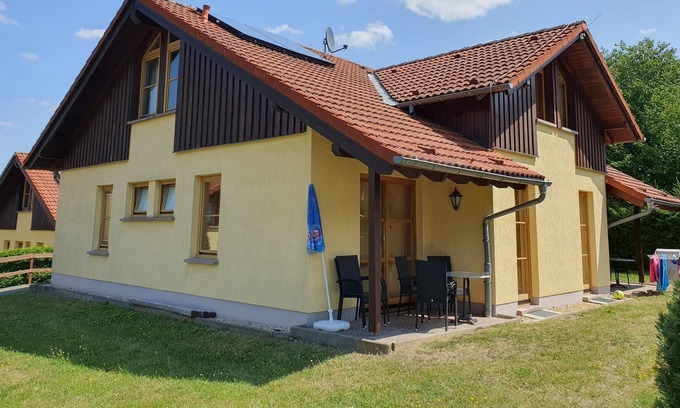 Neuscheidenbach Maison | Maison-Confort-Douche-Doppelhaushälfte