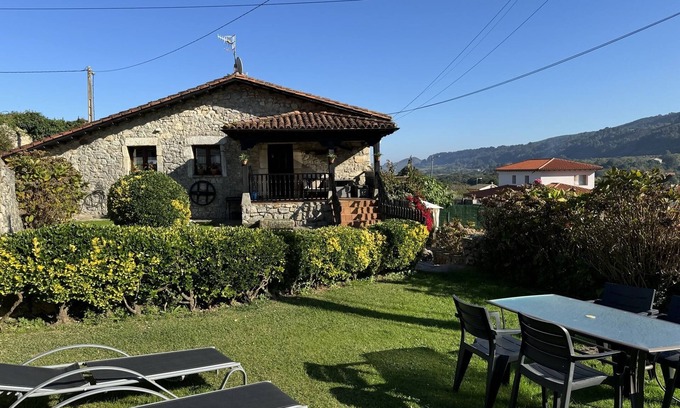 Llanes Appartement | House