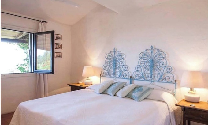 Abbiadori Appartement | HOUSE FIRST 75 sq. m. Residence "Cala Ruja" Via Monti di Mola Location Abbiadori