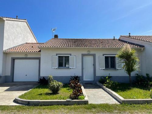 Santa-Lucia-di-Moriani Maison | House for 6 people in Santa Lucia di Moriani