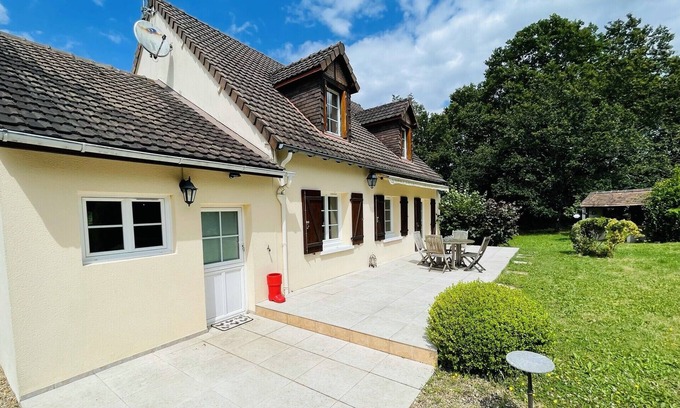 Lussault-sur-Loire Maison | Maison dans un écrin de verdure avec piscine