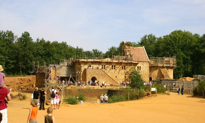 Saint-Franchy Maison | Maison d'un village typique entre lac et forêt