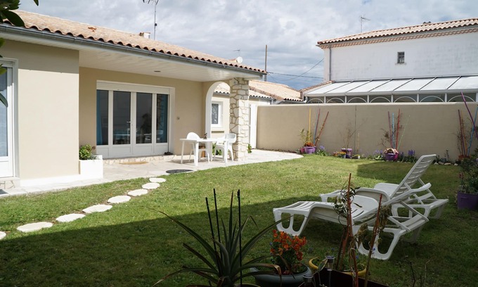 Quartier de l'Hippodrome Maison | Maison à Châtelaillon Plage , calme avec jardin clos