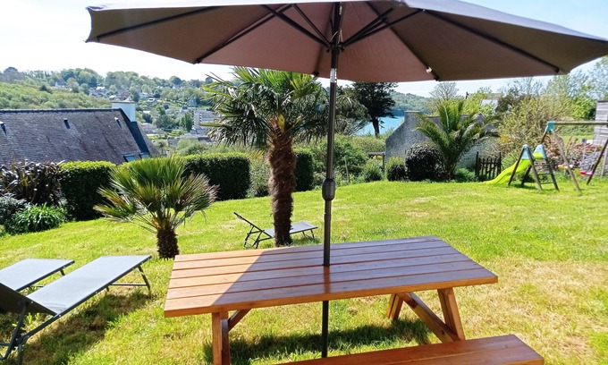 Kerlaz Maison | Maison à DOUARNENEZ/ kerlaz - plage à pied et proche sentier côtier.