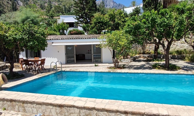 Karaman Maison | House in Paradise