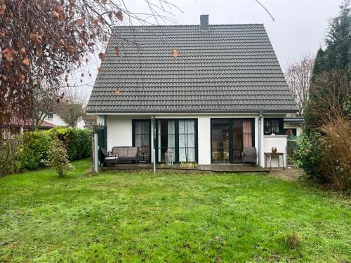 Gartenstadt-Stadtweide Maison | House in Rostock Gartenstadt