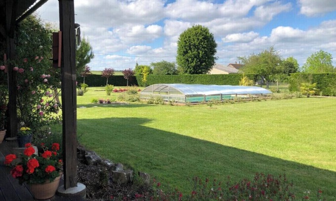 La Tour-Saint-Gelin Maison | Maison à La Campagne