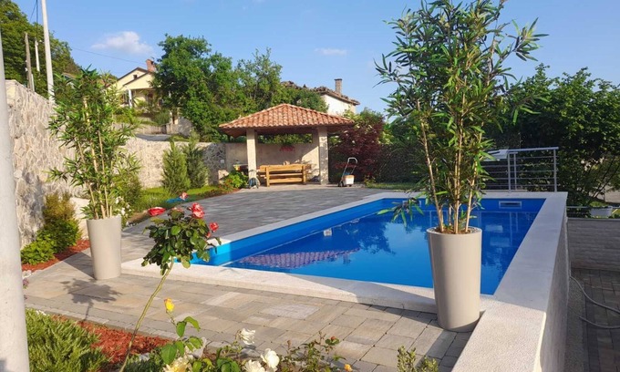 Lipa Maison | Maison Lemily (94701-K1) - Šapjane
