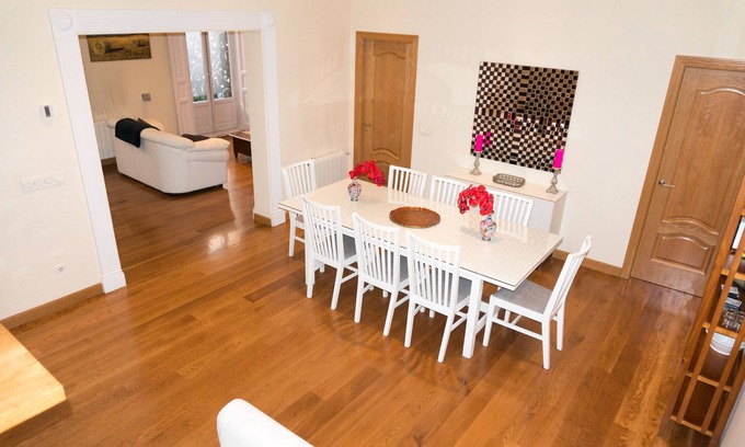 Barrio de las Letras Appartement | Maison Moratín. Duplex 240m Center.