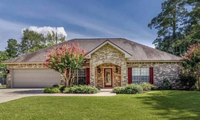Prien Maison | House near casinos and Prien lake park with a guest house