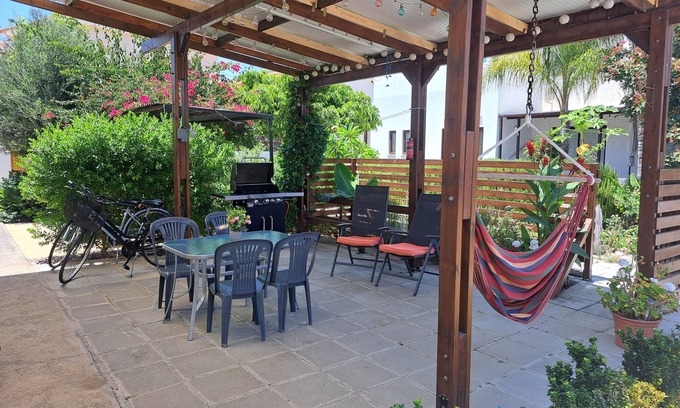Pervolia Appartement | HOUSE NEAR THE BEACH (MILITSA 🌺 ANGELIKI) ❤️OUR LITTLE PARADISE❤️🌺 🌺 🇨🇾