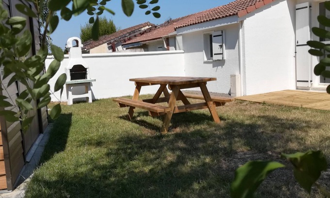 Vouille-les-Marais Maison | Maison proche La Rochelle et plages de vendée