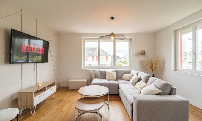 Guingamp Maison | House near town center with garden