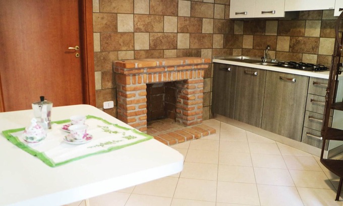 Casal Velino Maison | House of Ada in the historic center