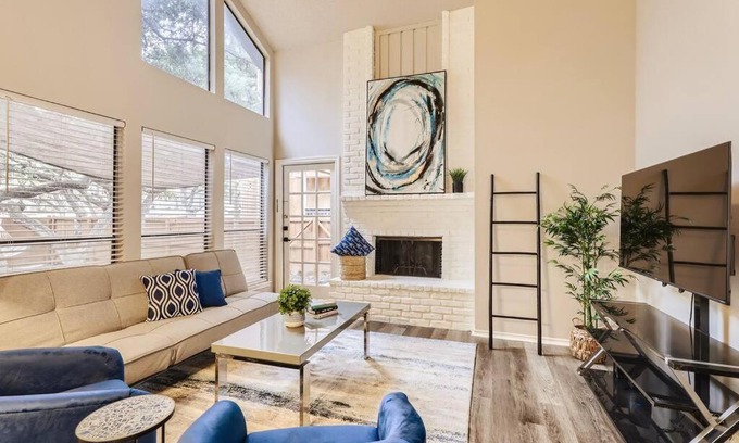 Wetmore Appartement | House of Blues close to Six Flags/Rim/Medical Ctr