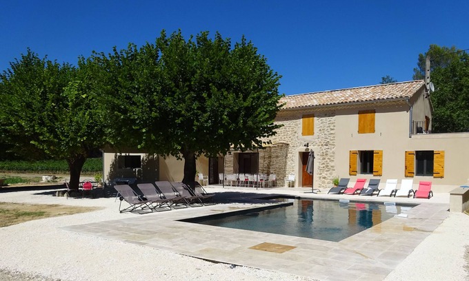 Puymeras Villa | Villa refaite à neuf avec piscine privée, en Provence, 14 personnes