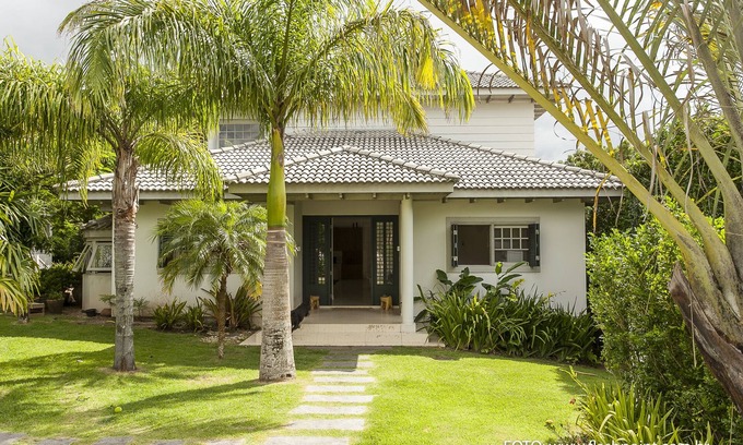 Porto da Lagoa Maison | Maison des rêves à Florianóplois avec femme de chambre