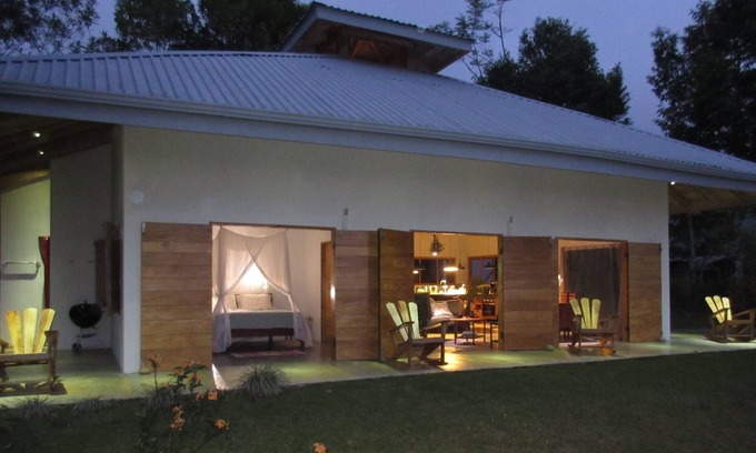 Baru Maison | Maison des orchidées, emplacement unique.