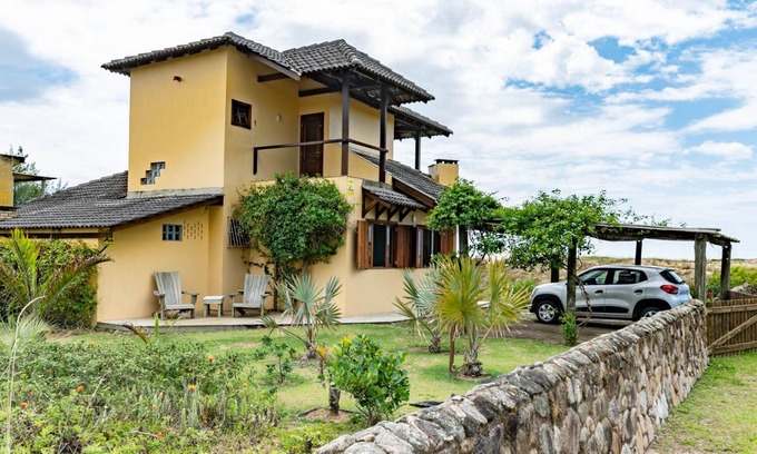 Barra de Ibiraquera Maison | maison sur la plage avec une vue spectaculaire et un grand jardin