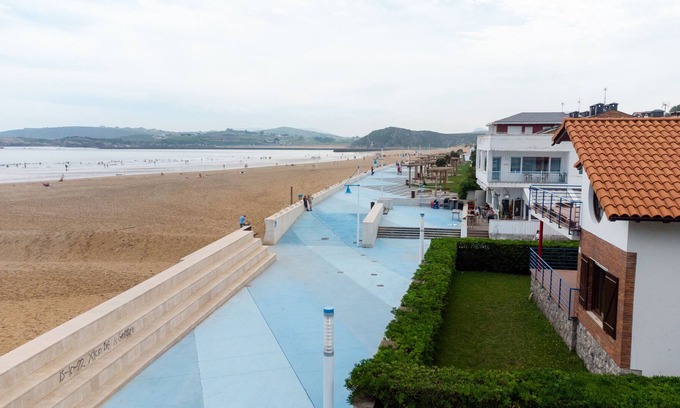 Suances Maison | House on the beachfront of La Concha