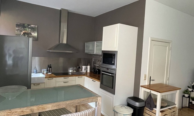 Ensival Maison | House on the edge of Seroule park