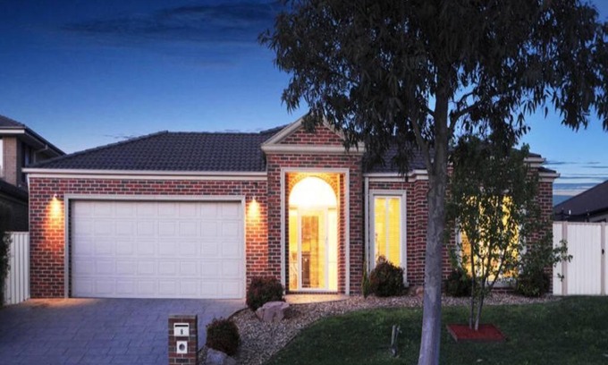 Lynbrook Maison | House on the Heights