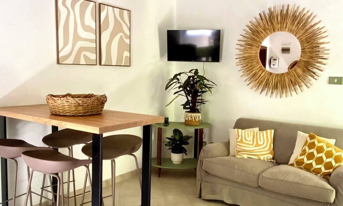 Colonnata Appartement | HOUSE ON THE RIVER surrounded by greenery just minutes from the beaches of Versilia.