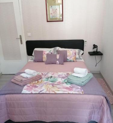 Lordelo do Ouro e Massarelos Appartement | House Romantic R/C left