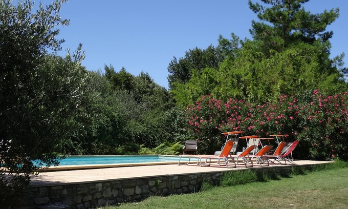 Saint-Dezery Maison | La Maison Vigneronne