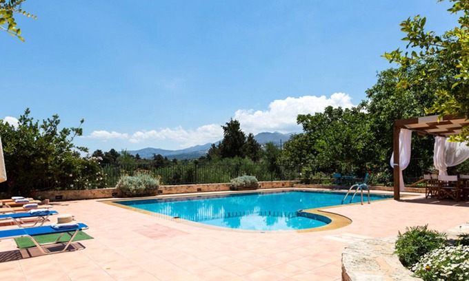 Geropotamos Maison | Crète agréable villa, calme, piscine et jardin privés. Beau village typique