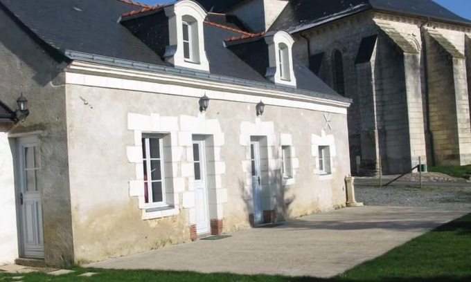 Pontigne Cottage | 15 minutes du zoo de la Fleche : PONTIGNE Gîte de Charme - pour 6/8 personnes