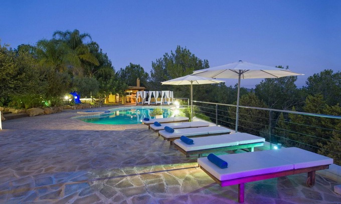 Sant Antoni de Portmany Villa | Maison avec piscine privée et de nombreux espaces de plaisir pour la famille. San Rafael