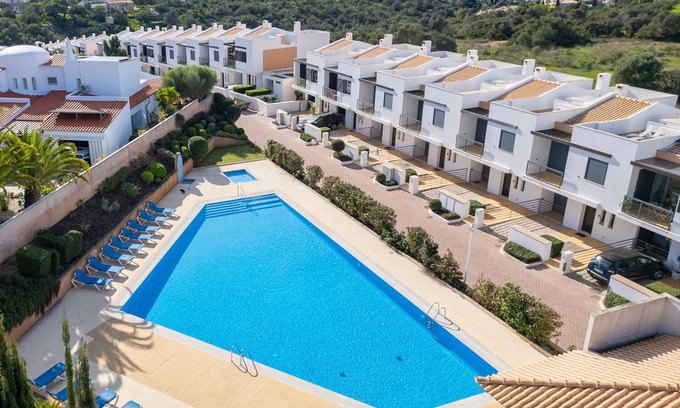 Vale de Santa Maria Chalet De Ski | INCREDIBLE TOWNHOUSE W/ POOL, SEA VIEW & BBQ