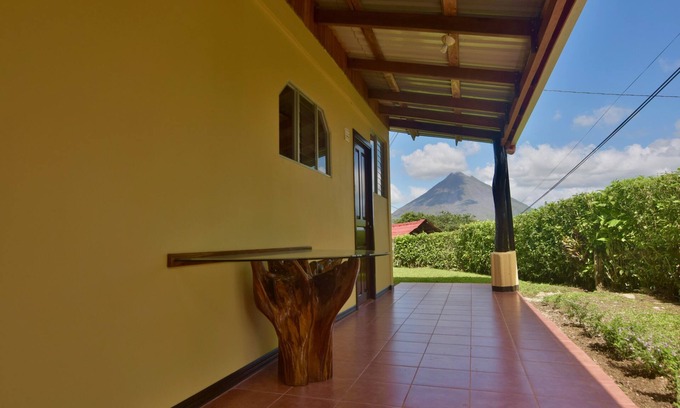 El Castillo Maison | Maison avec vue sur le volcan. À distance de marche du supermarché et des restaurants.