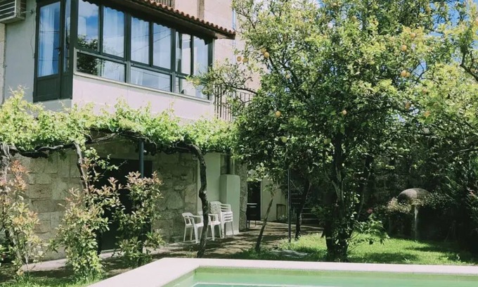 Villasobroso Maison | House with salt pool, Mondariz. Rias Baixas, 10 people
