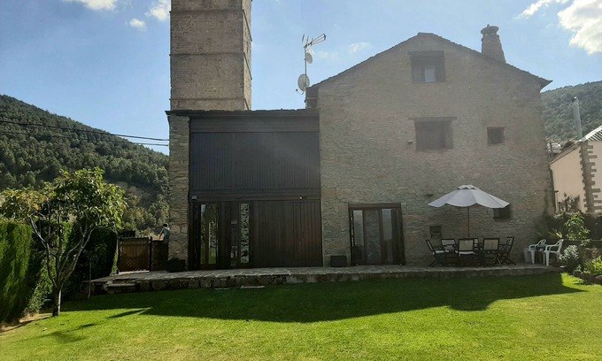 Gracionepel Cottage | House with beautiful garden